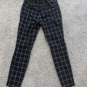 New York and Company 7th Avenue Black and White Checked Ankle Pants
